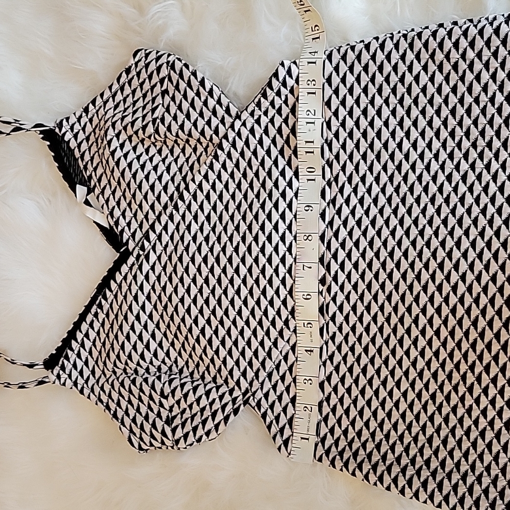 Sexy Geometric Cutout Dress - Picture 7 of 10